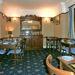 Rathmore House 3* Baltimore