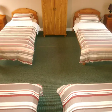 Rathmore House 3*