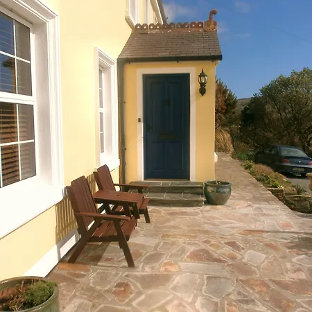 Rathmore House 3*
