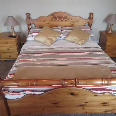 Rathmore House 3*