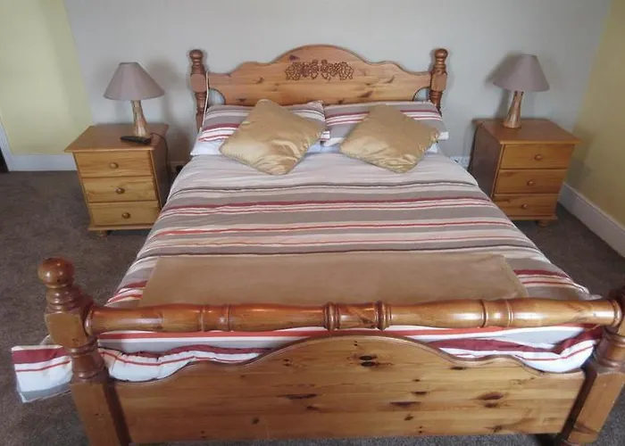 Rathmore House 3*