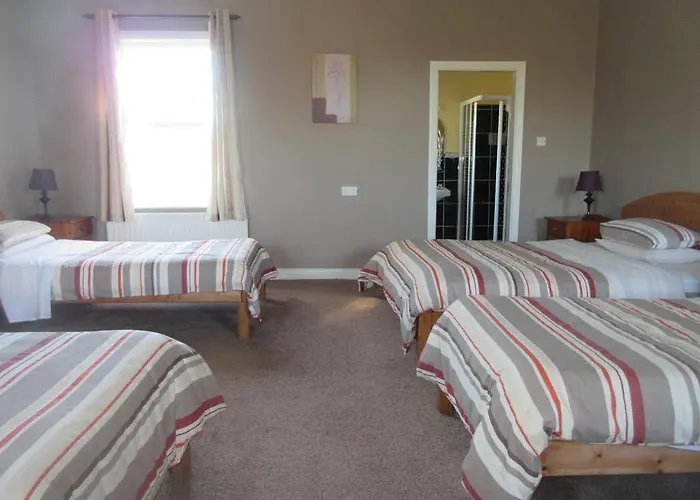 Rathmore House 3*